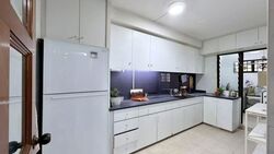 Blk 122C Rivervale Bank (Sengkang), HDB Executive #572054591